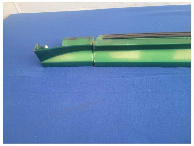 1999-2004 Ford Mustang Cobra SVT DOHC Driver Lower Rocker Molding Paint SW 2570 - The Parts Farm