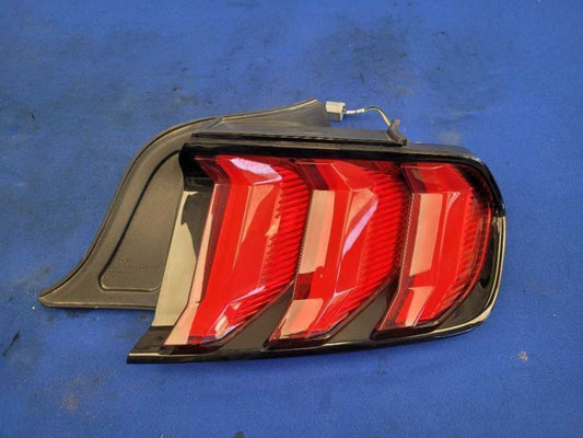 2018-2023 Ford Mustang GT S550 Passenger Rear Tail Light Brake Lamp 2403 - The Parts Farm