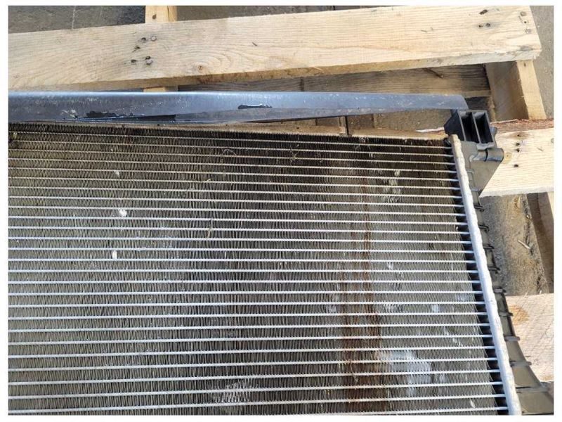 1994-1995 Ford Mustang GT 5.0L Radiator Fan Cooling Engine Auto Tran Front 2521 - The Parts Farm