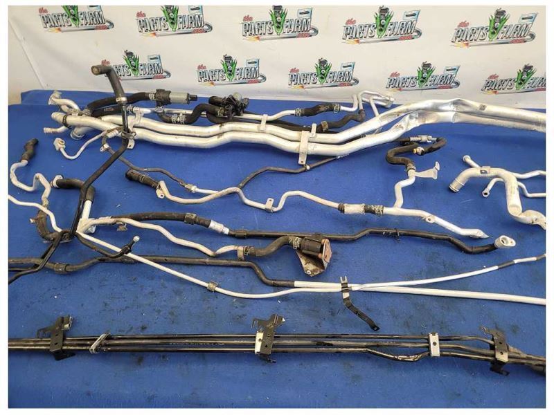 2014 Audi R8 V10 Coupe Assorted Hoses Pipes AC Cooling Lines *Parts* 2136 - The Parts Farm