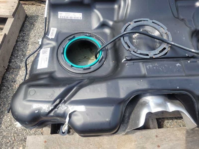 2016-2017 Chevrolet SS 6.2L Sedan Fuel Gas Tank Saddle Bag Plastic 2372 - The Parts Farm