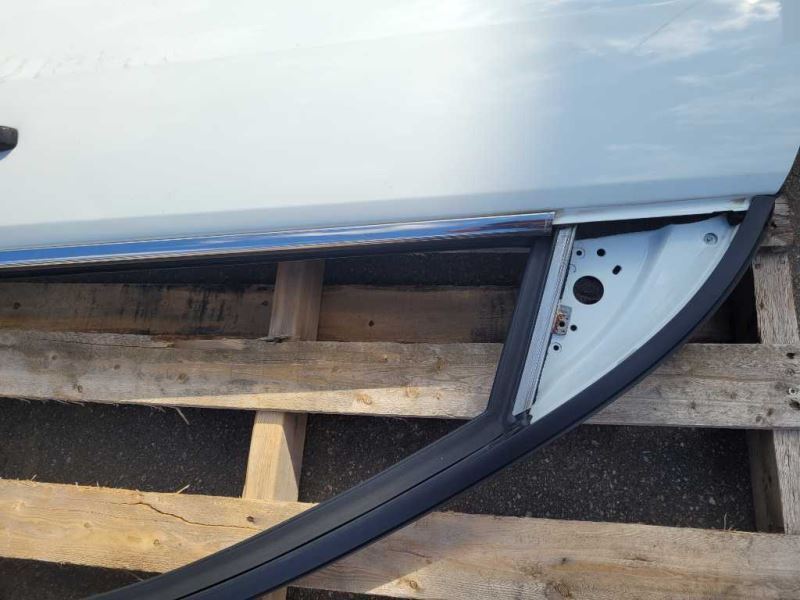 2014-2017 Chevrolet Caprice 6.0L Sedan Driver Left Front Door Shell Paint White - The Parts Farm