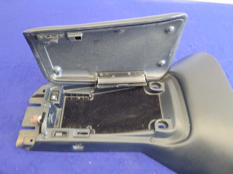 2000-2004 Chevrolet Corvette Z06 FRC C5 Center Console Arm Rest Lid 2052 - The Parts Farm