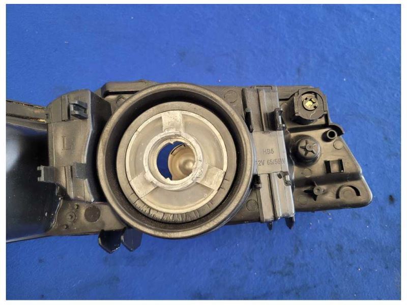 1999-2004 Ford Mustang Cobra SVT DOHC 4.6L Driver Front Headlight Lamp 2573 - The Parts Farm