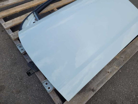 2014-2017 Chevrolet Caprice 6.0L Sedan Driver Left Front Door Shell Paint White