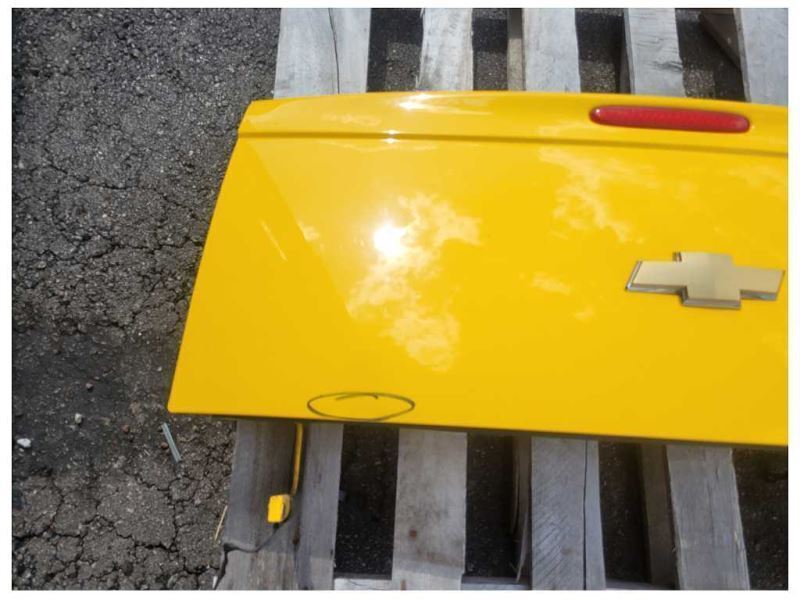 2003-2006 Chevrolet SSR Pickup Truck Trunk Rear Tailgate Paint Yellow 2426 - The Parts Farm