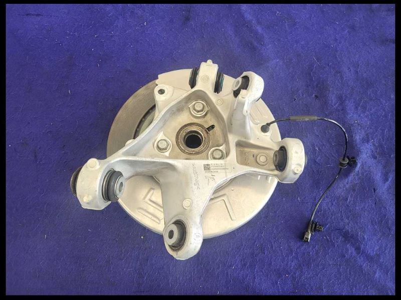 2017-2021 Tesla Model 3 Standard Plus Driver Left Rear Spindle Knuckle Hub - The Parts Farm