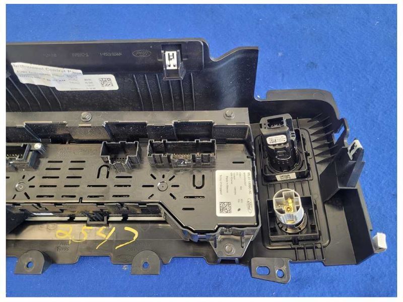 2021 Ford F150 STX Pickup Truck Front HVAC Controls AC Switch Dash 2547 - The Parts Farm