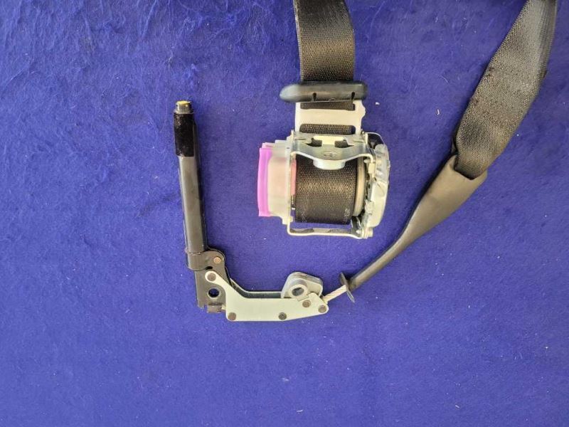 2015-2017 Ford Mustang GT S550 Passenger Front Coupe Seat Belt Retractor 2407 - The Parts Farm