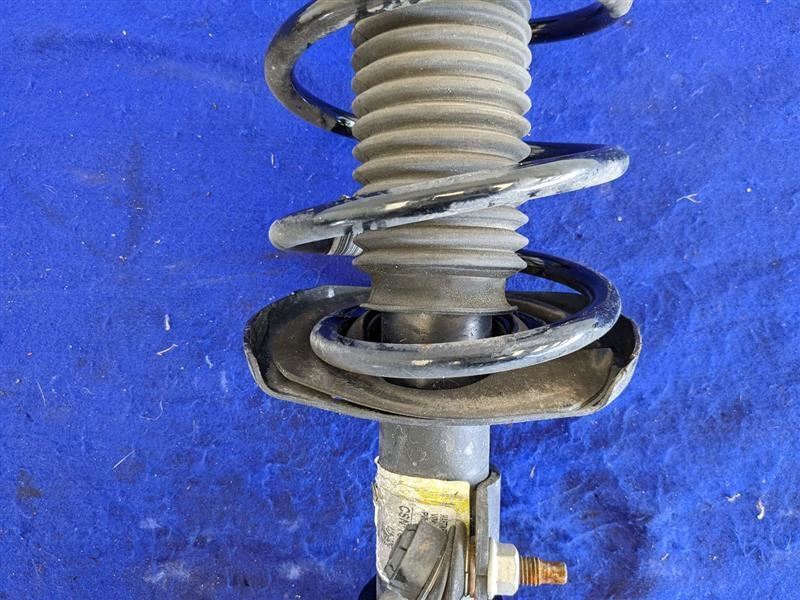 2013-2015 Chevrolet Camaro SS Passenger Right RH Strut Spring Front FE4 - The Parts Farm
