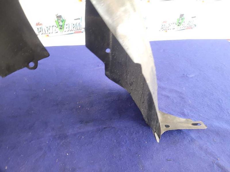 1994-1998 Ford Mustang GT 5.0L Convertible Driver Front Fender Liner Shield 2406 - The Parts Farm