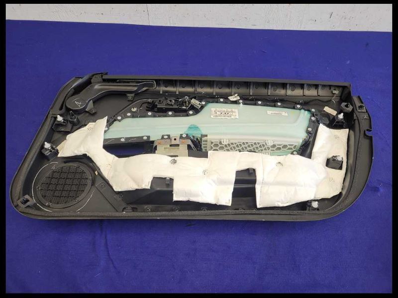 2015-2023 Ford Mustang GT S550 Pair Door Panels Base Leather Card Handle - The Parts Farm