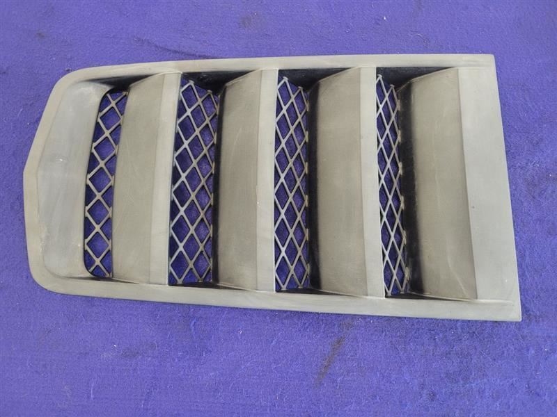 2010-2015 Chevrolet Camaro SS Hood Scoop Vent Center Trim Shell Mesh - The Parts Farm