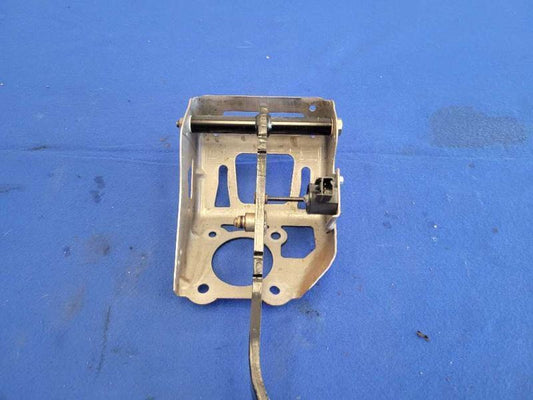 2016-2020 Dodge Charger Scat Pack 6.4L Brake Pedal Assembly Box Cage 2414