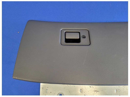 2003-2004 Mercury Marauder 4.6L 4v Glove Box Passenger Dash Panel 2534