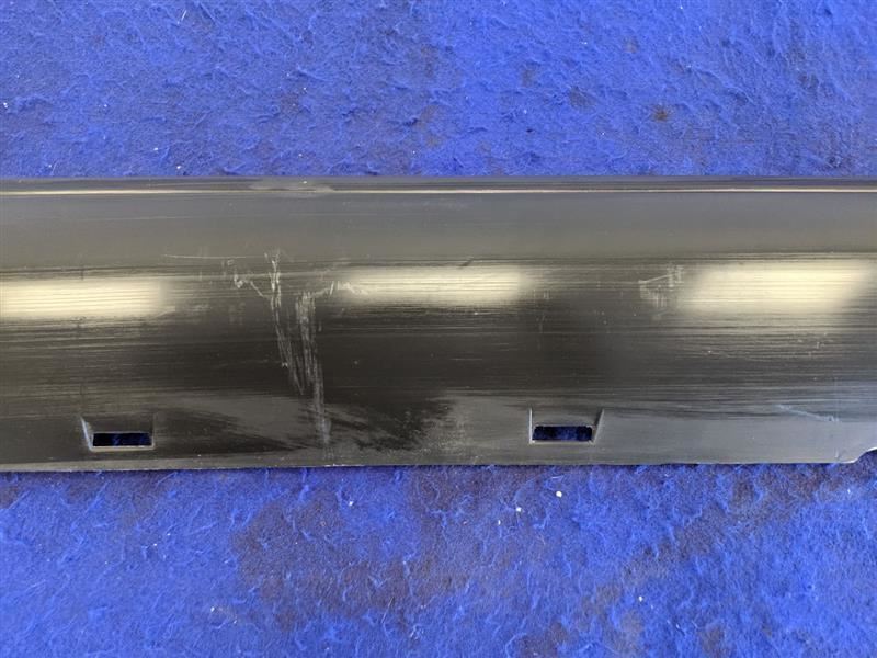2005-2009 Ford Mustang GT Passenger Right RH Rocker Panel Moulding NEW TAKE OFF - The Parts Farm