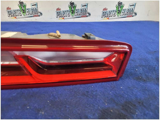 20162018 Chevrolet Camaro SS Driver Left Taillight Rear Brake Light Lamp 2819