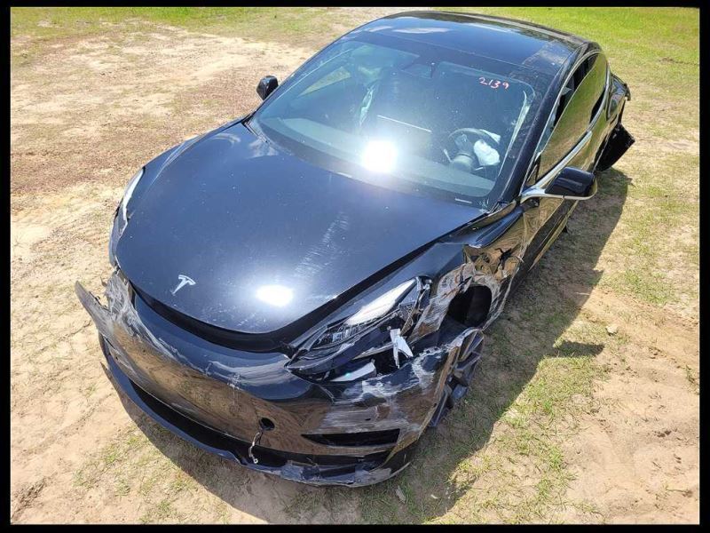 2017-2021 Tesla Model 3 Long Range Dual Motor Passenger Front Spindle Hub 2139 - The Parts Farm