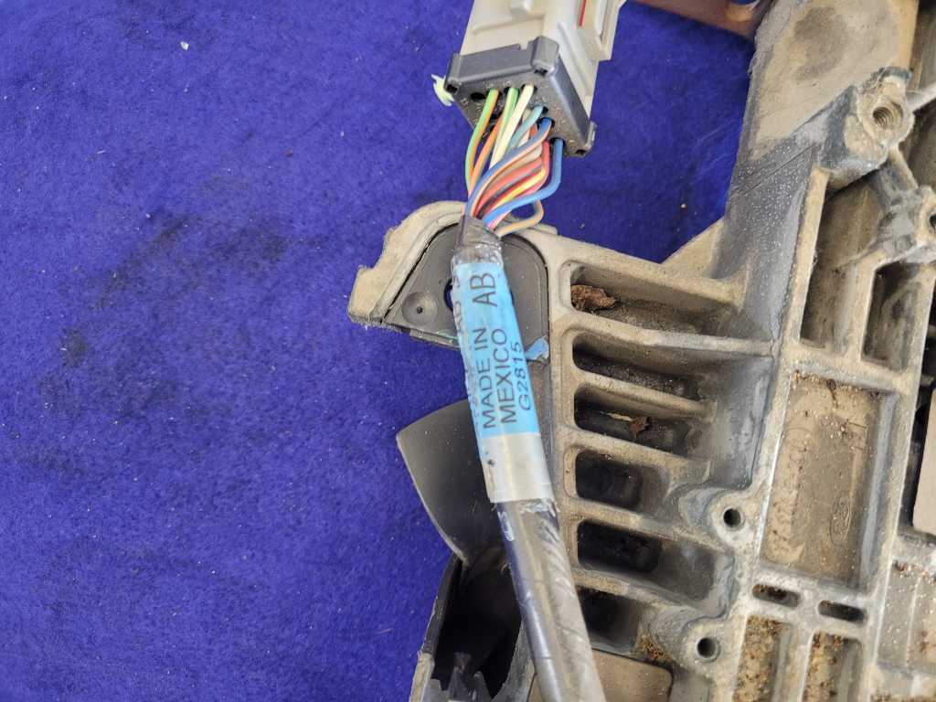 1999-2004 Ford Mustang Cobra SVT DOHC 4.6L Steering Column Tilt Signal 2364 - The Parts Farm