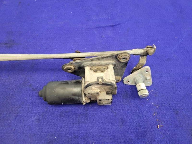 1994-1995 Ford Mustang Cobra GT Motor Linkage Wiper Windshield Arm - The Parts Farm