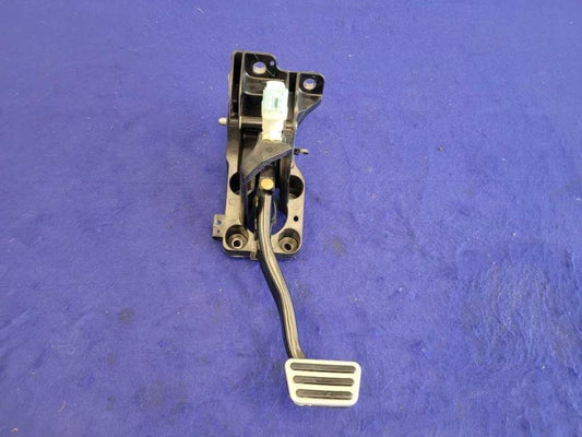 2018-2023 Ford Mustang GT S550 Brake Pedal Assembly A/T Auto Trans 2348 - The Parts Farm
