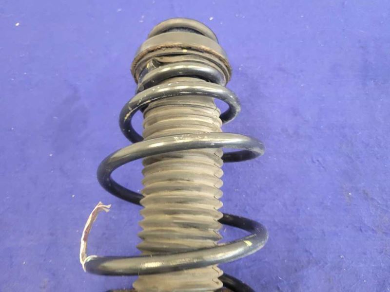 2010-2011 Chevrolet Camaro SS Passenger Right Strut Front Spring Suspension 2416 - The Parts Farm