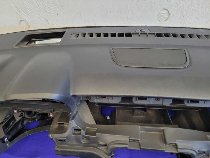 2012-2015 Chevrolet Camaro SS Dashboard Panel Bose Front Vent Trim Molding - The Parts Farm