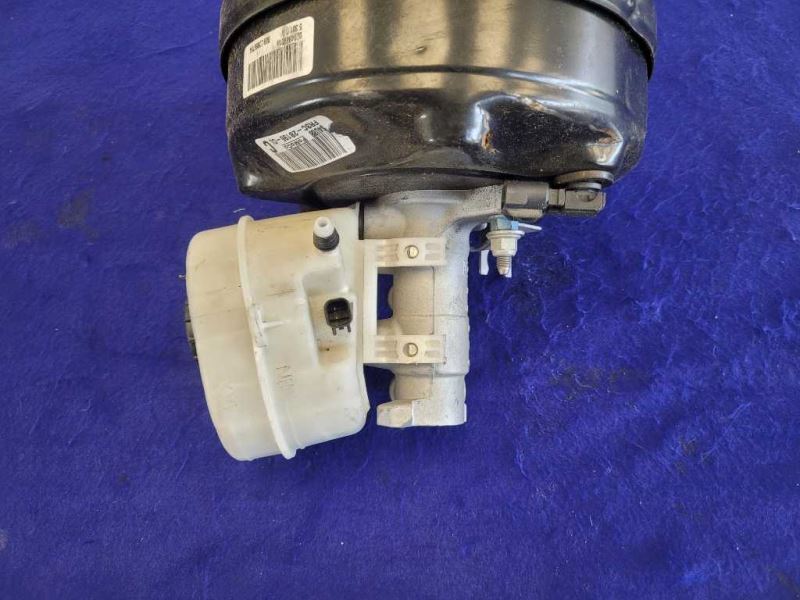 2015-2017 Mustang GT S550 Power Brake Booster No PP M/T Master Cylinder2390 - The Parts Farm