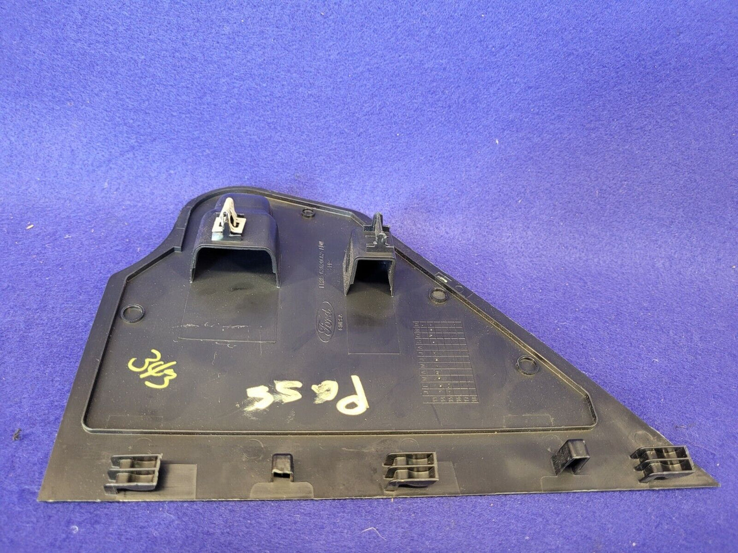 2018-2023 Ford Mustang GT S550 Passenger Right Kick Panel Trim Fuse Cover OEM - The Parts Farm