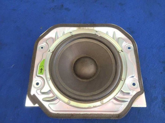 2010-2015 Chevrolet Camaro ZL1 Convertible Rear Subwoofer Speaker 2459