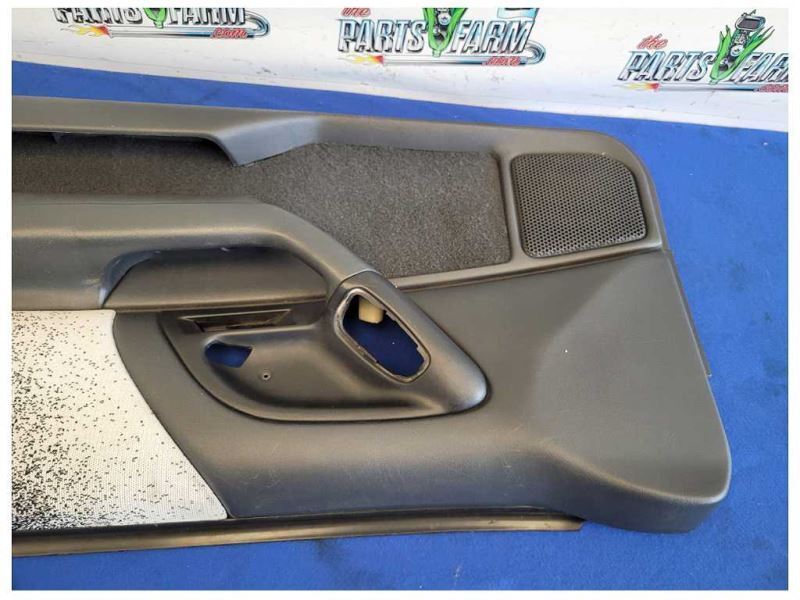 1993 Chevrolet Camaro Z28 Coupe Pair Door Panels Card Handle Bezel 2546 - The Parts Farm