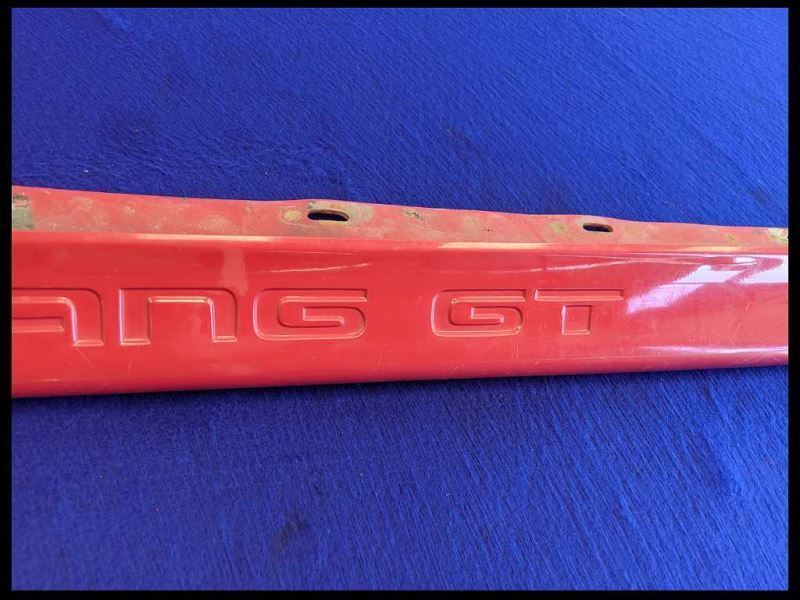 1991 Ford Mustang GT 5.0L Convertible Automatic Driver side Rocker Moulding OEM - The Parts Farm