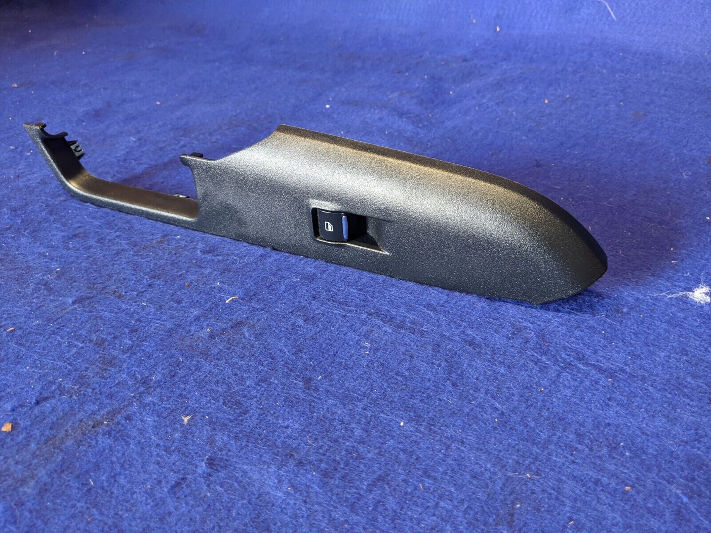 2018-2023 Ford Mustang GT S550 Coupe Passenger Right Door Panel Switch Rest Lock - The Parts Farm