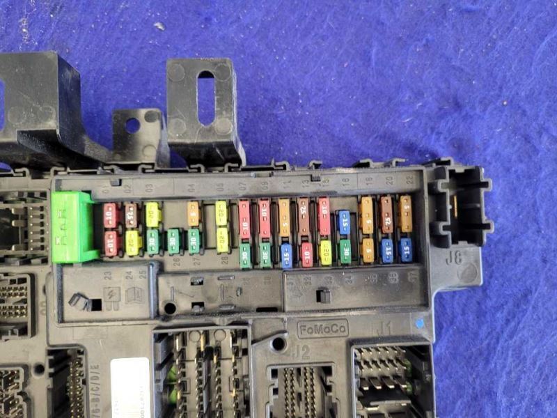 2015 Ford Mustang GT 5.0L S550 Fuse Box Power Distibution Engine Auto 2182 - The Parts Farm