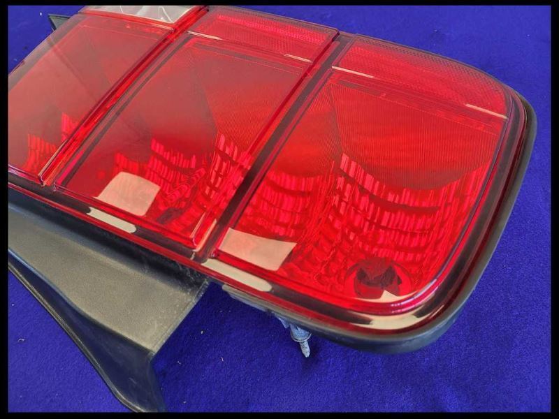 2005-2009 Ford Mustang GT GT500 Driver Left LH Tail Light Lamp Brake Lens - The Parts Farm