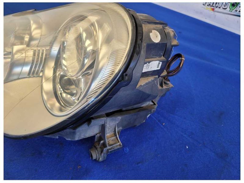 2004-2006 Porsche Cayenne Turbo 4.5L Driver Front Headlight Lamp Lens2137 - The Parts Farm