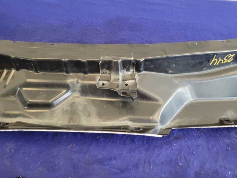 2016-2023 Chevrolet Camaro SS LT1 6.2L Cowl Tray Lower Windshield 2344 - The Parts Farm