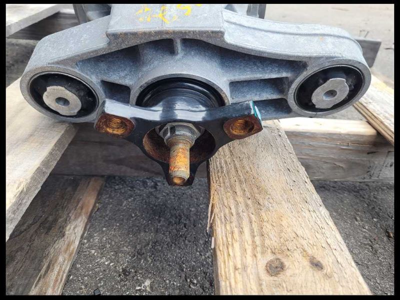 2014-2017 Chevrolet SS Sedan 6.2L Carrier Automatic Transmission 3.27 Ratio GW6 - The Parts Farm