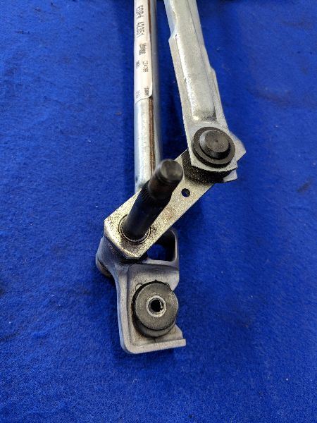 2014-2017 Chevrolet SS Caprice Sedan Windshield Wiper Transmission Motor OEM