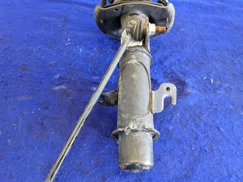 2013-2015 Chevrolet Camaro SS Passenger Right RH Strut Spring Front FE4 - The Parts Farm