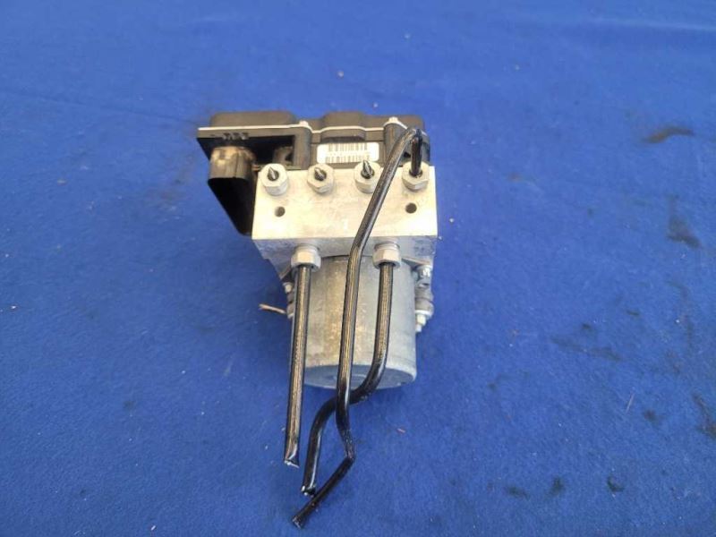 2012-2015 Chevrolet Camaro SS ABS Anti-Lock Brake Module Pump Front Switch 2430 - The Parts Farm