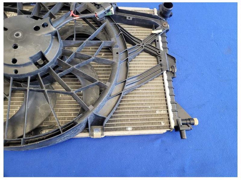 1999-2004 Ford Mustang GT 4.6L Coupe Front Radiator Fan M\T Engine Cooling 2556 - The Parts Farm