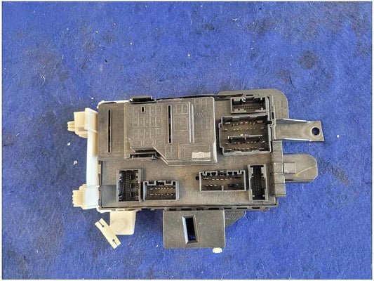 2012 Ford Mustang GT 5.0 L BCM Body Control Module Fuse Wiring M/T Coupe 2837