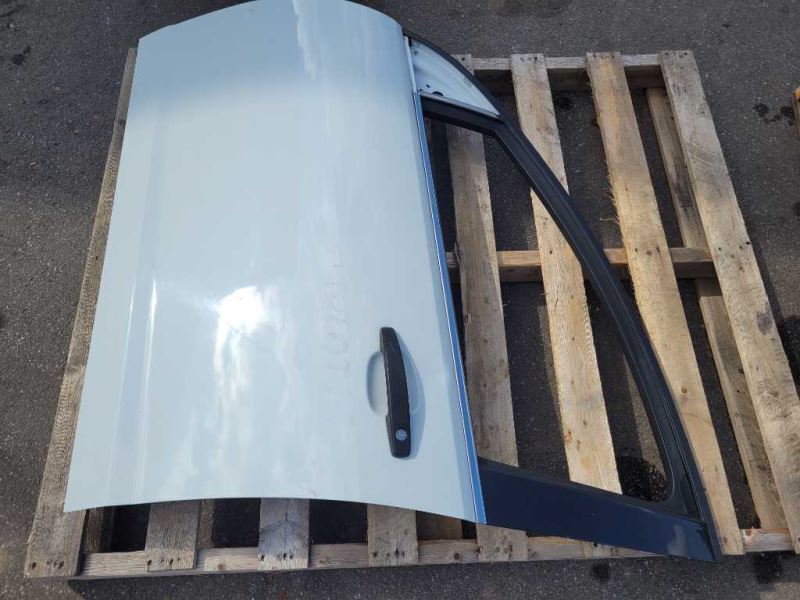 2014-2017 Chevrolet Caprice 6.0L Sedan Driver Left Front Door Shell Paint White - The Parts Farm