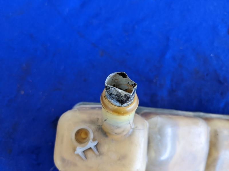 2003-2004 Ford Mustang Cobra SVT DOHC 4.6L Coolant Reservoir Overflow Tank OEM - The Parts Farm
