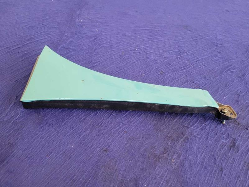 2014 Audi R8 V10 Plus Coupe Passenger RH Fender Extension Panel Broken 2136 - The Parts Farm