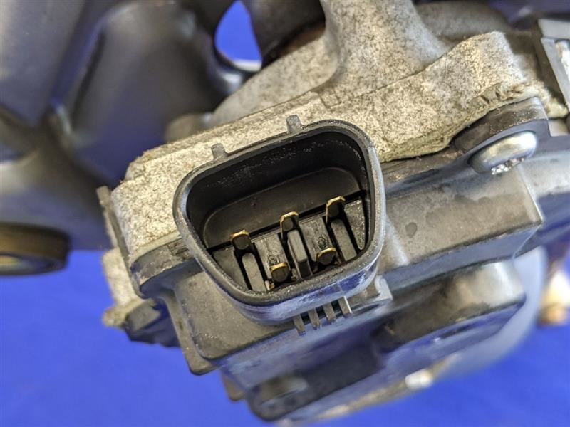 2010-2015 Chevrolet Camaro SS Windshield Wiper Motor Blade Arm OEM Factory - The Parts Farm
