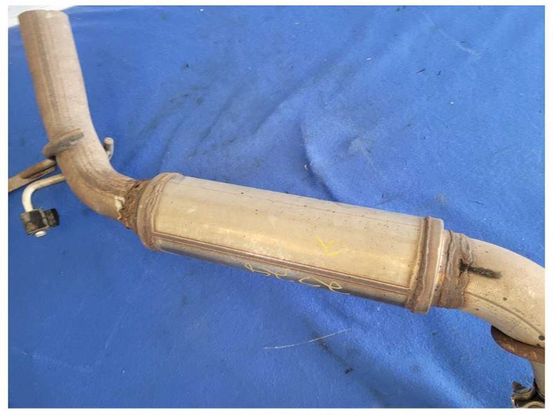 2010-2015 Chevrolet Camaro SS Coupe SLP Exhaust Tips Muffler Axle *Dents* 2528 - The Parts Farm