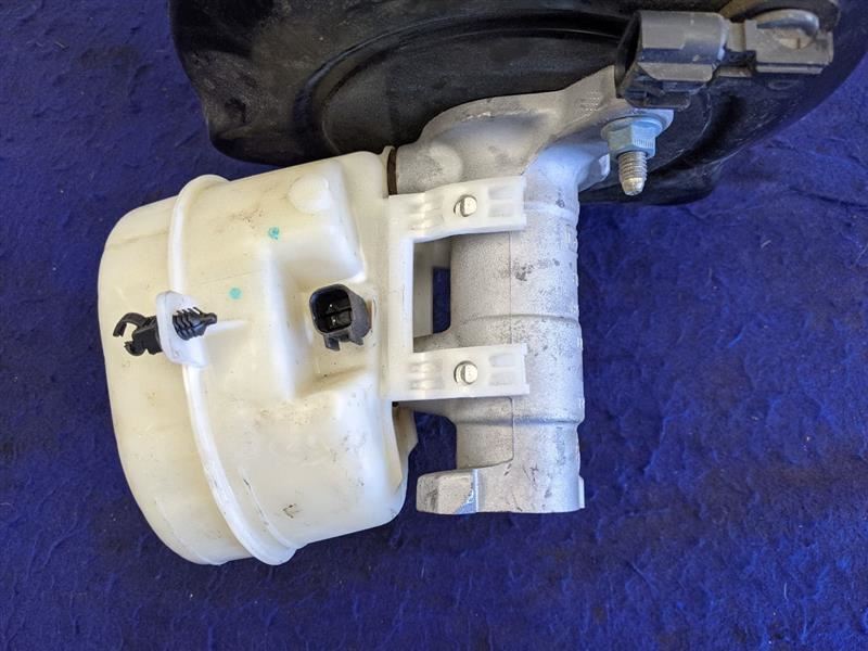 2015-2017 Ford Mustang GT S550 Brake Booster Master Cylinder Front Caliper - The Parts Farm