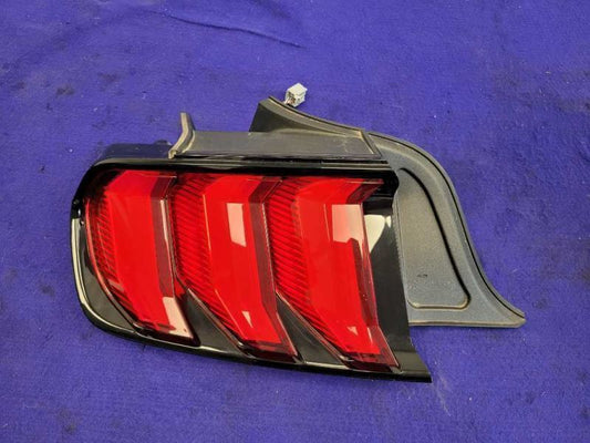 2018-2023 Ford Mustang GT S550 Driver Left LH Tail Light Lamp Brake Lens OEM - The Parts Farm